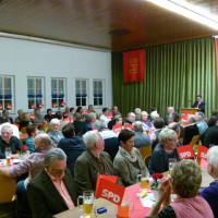 Die gut besuchte Versammlung war ein würdiger Rahmen für die Ehrungen